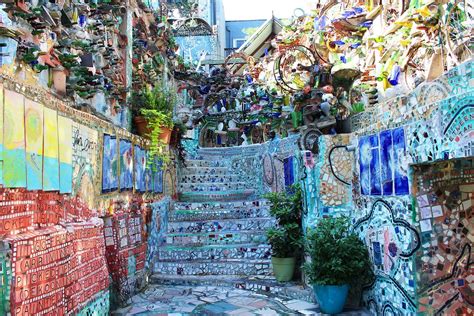 Parking Apps and Resources for Philadelphia Magic Gardens Explorers